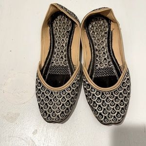 Indian sandals with leather sole with silver thread work on black color